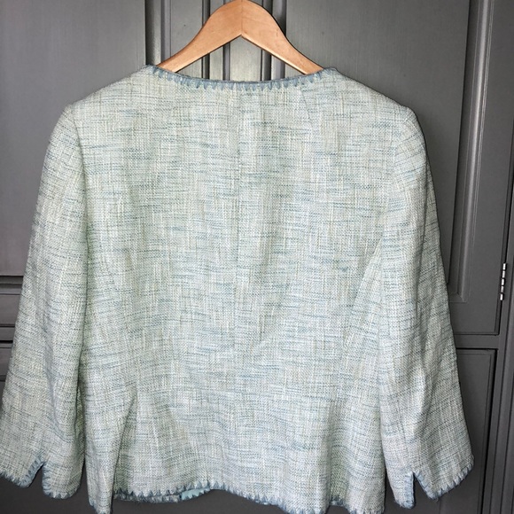 Ann Taylor classic tweed blazer size 8 - Picture 2 of 6